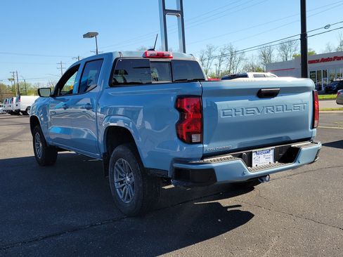 Used 2026 Chevrolet Colorado LT RWD image 3