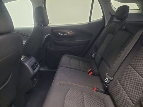 Used 2020 GMC Terrain SLE w/ Driver Convenience Package image 18