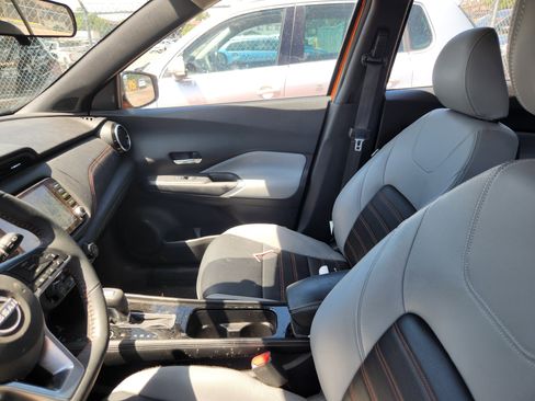 Used 2024 Nissan Kicks SR w/ SR Premium Package FWD image 9