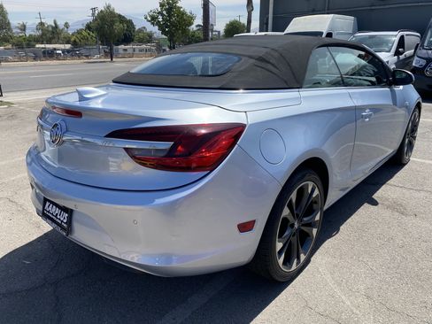 Used 2019 Buick Cascada Premium FWD image 9