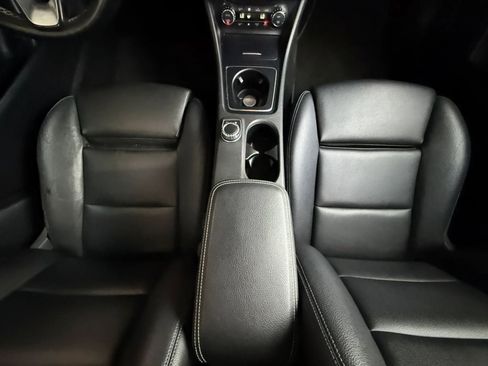 Used 2017 Mercedes-Benz GLA 250 image 47