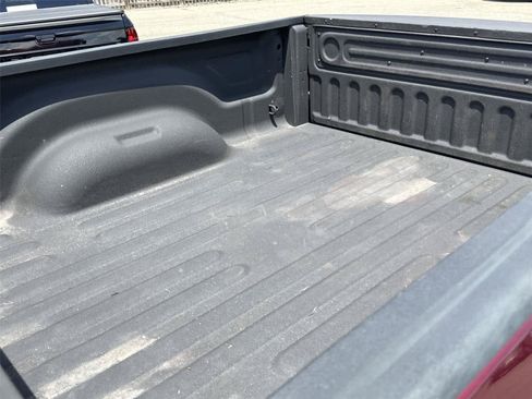 Used 2018 RAM 1500 Express w/ Express Value Package AWD/4WD image 16