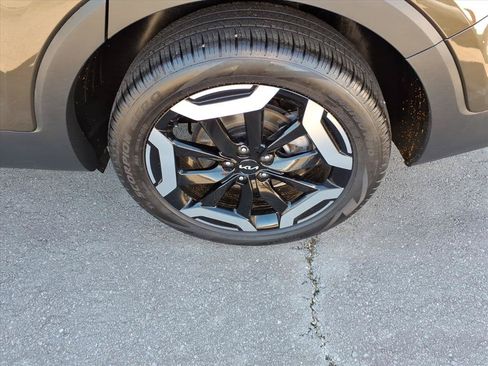Used 2024 Kia Telluride S w/ S Sunroof Package AWD/4WD image 8