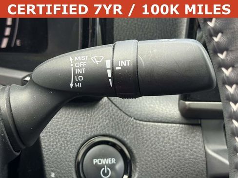 Used 2025 Toyota Camry SE w/ Convenience Package image 28