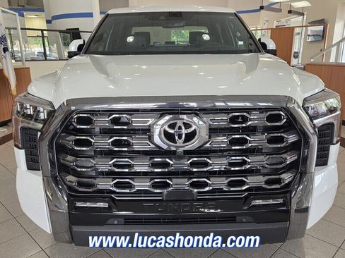 Used 2025 Toyota Tundra Platinum AWD/4WD image 2
