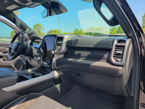 Used 2026 RAM 1500 Laramie AWD/4WD image 33