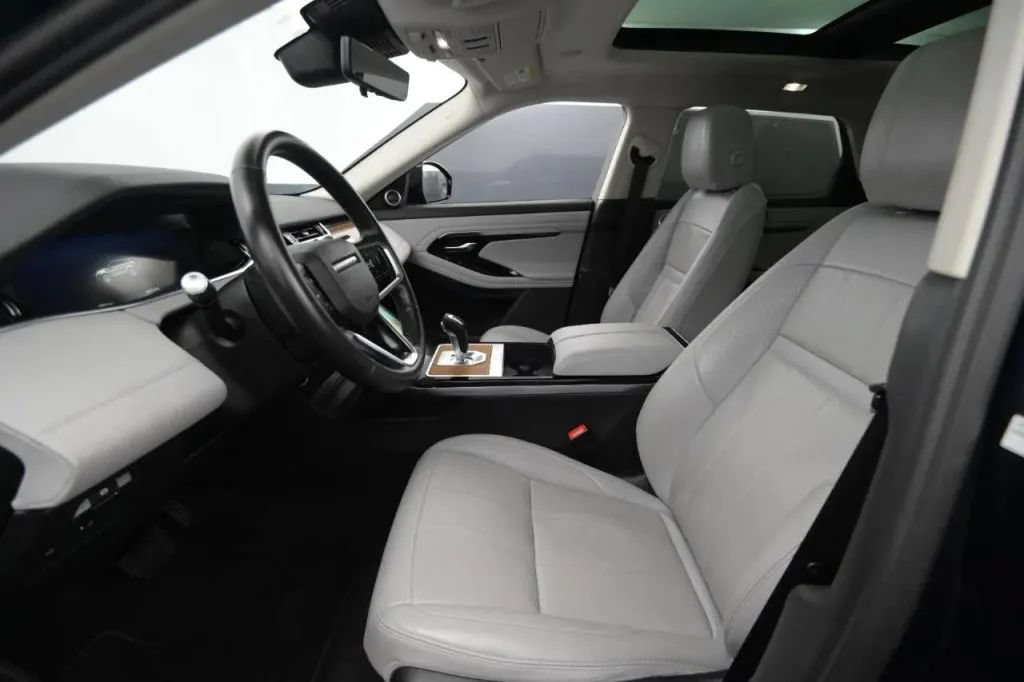 Used 2021 Land Rover Range Rover Evoque SE AWD/4WD image 37