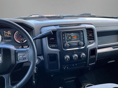 Used 2018 RAM 2500 Tradesman w/ Chrome Appearance Group AWD/4WD image 10