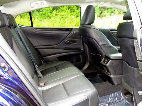 Used 2019 Lexus ES 350 image 17