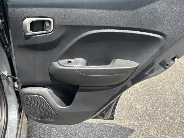 New 2026 Hyundai Venue SEL FWD image 18