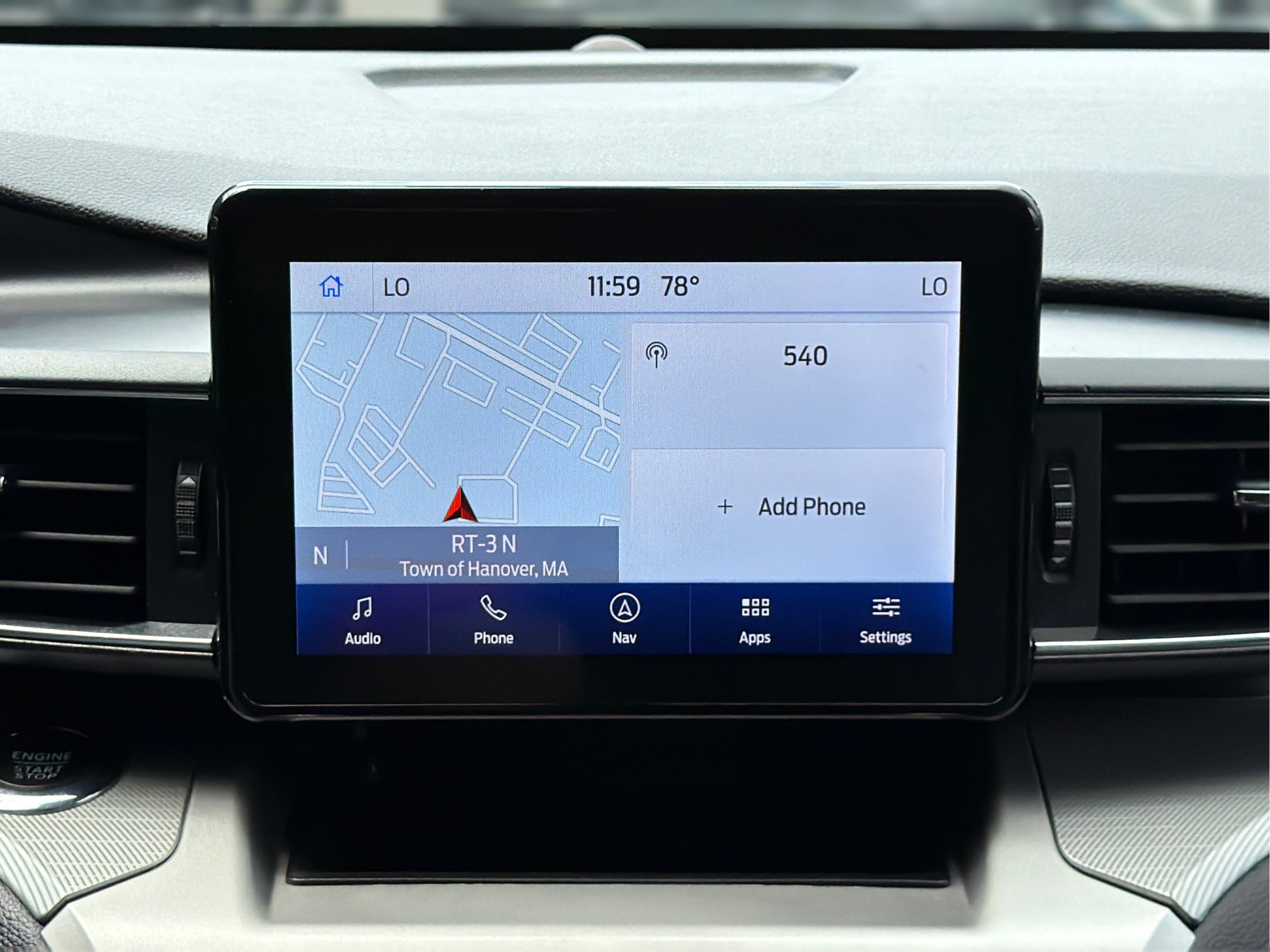 Used 2022 Ford Explorer XLT w/ Equipment Group 202A AWD/4WD image 17