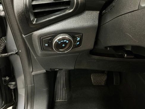 Used 2020 Ford EcoSport Titanium FWD image 21