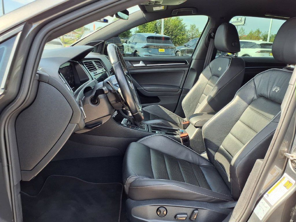Used 2019 Volkswagen Golf R 4-Door AWD/4WD image 24