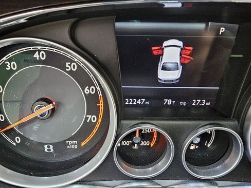 Used 2014 Bentley Flying Spur W12 AWD/4WD image 34