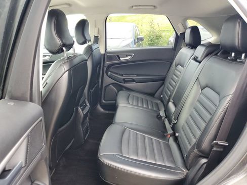 Used 2016 Ford Edge SEL w/ Equipment Group 201A AWD/4WD image 12