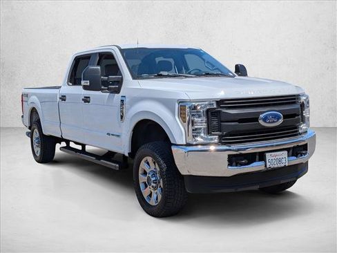 Used 2019 Ford F250 XL w/ Power Equipment Group AWD/4WD image 3