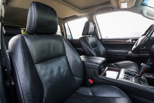 Used 2016 Lexus GX 460 w/ Premium Package AWD/4WD image 49
