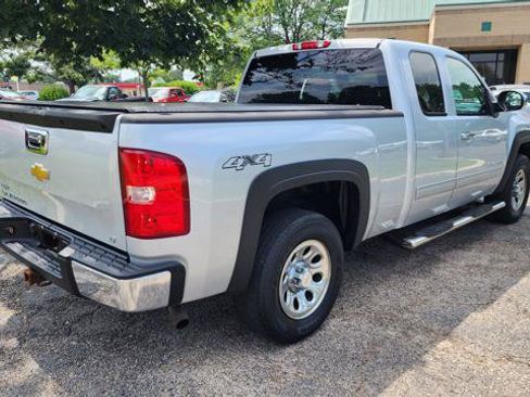 Used 2013 Chevrolet Silverado 1500 LT AWD/4WD image 7