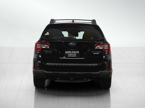 Used 2017 Subaru Outback 2.5i Limited image 4