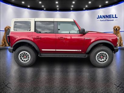 New 2026 Ford Bronco Outer Banks w/ Sasquatch Package