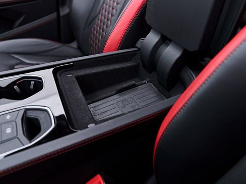 Used 2023 Lamborghini Urus S AWD/4WD image 76