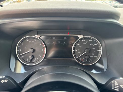 Certified 2021 Nissan Rogue SL w/ Premium Package image 17