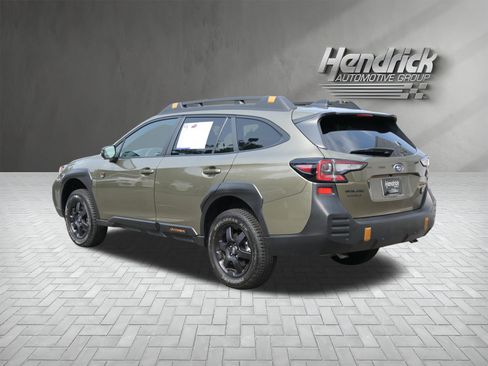 Certified 2025 Subaru Outback Wilderness AWD/4WD image 7