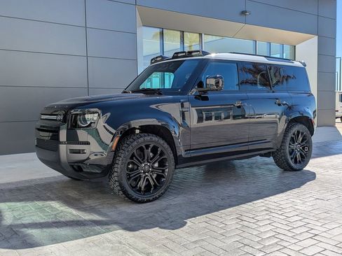 New 2026 Land Rover Defender 110 X-Dynamic SE image 1