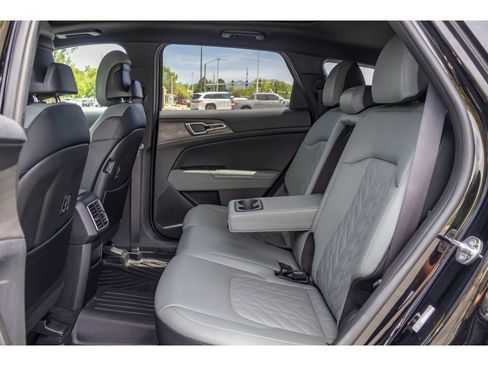 Used 2023 Kia Sportage X-Line w/ X-Line Premium Package AWD/4WD image 13