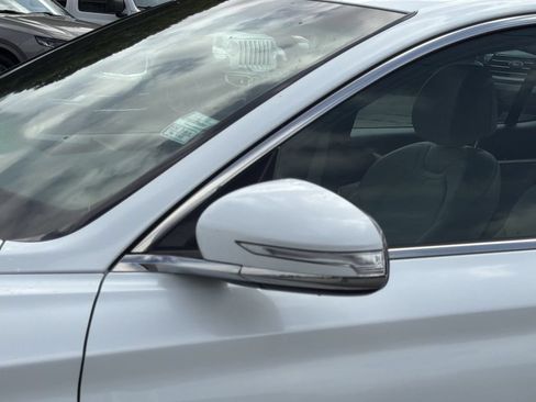 Used 2025 Genesis G70 2.5T AWD/4WD image 30