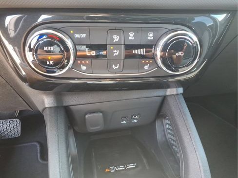 New 2026 Chevrolet TrailBlazer LT w/ Convenience Package FWD image 11