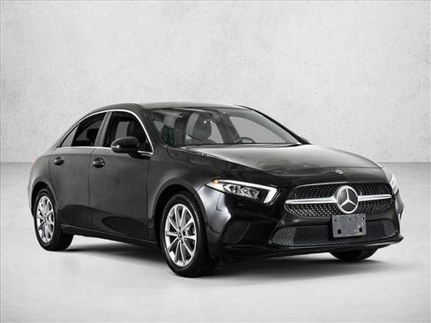 Used 2019 Mercedes-Benz A 220 A 220 image 3