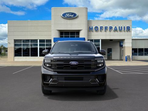 New 2027 Ford Expedition Max Platinum AWD/4WD image 3
