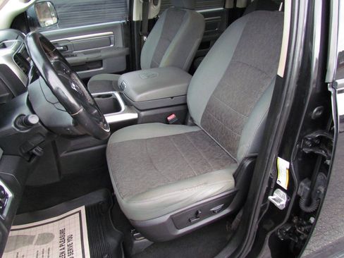 Used 2018 RAM 3500 Big Horn AWD/4WD image 10