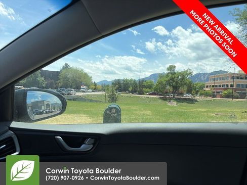 Used 2017 Hyundai Ioniq Limited w/ Ultimate Package 03 FWD image 11