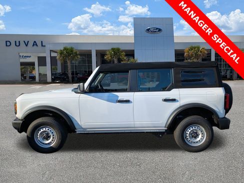 New 2025 Ford Bronco 4-Door image 6