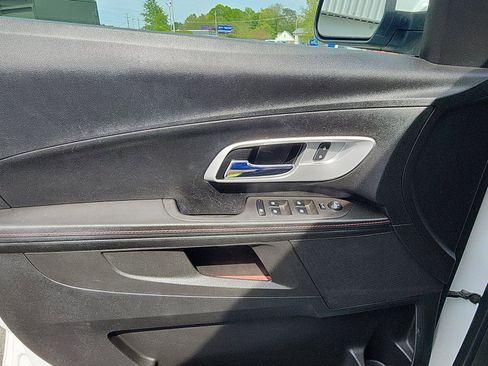 Used 2015 Chevrolet Equinox LT w/ Driver Convenience Package FWD image 18