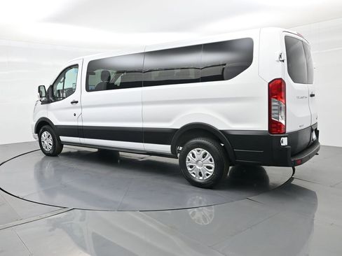 Used 2023 Ford Transit 350 XLT image 9