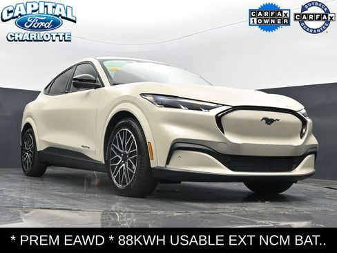 Used 2025 Ford Mustang Mach-E Premium AWD/4WD image 18