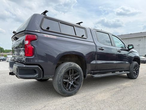 Used 2023 Chevrolet Silverado 1500 LT Trail Boss w/ Protection Package AWD/4WD image 6