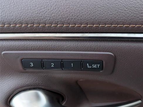 Used 2019 Lexus ES 350 w/ Premium Package image 20