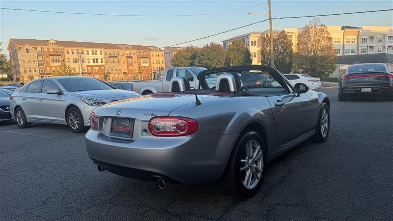Used 2012 MAZDA MX-5 Miata Sport w/ Convenience Pkg RWD image 8