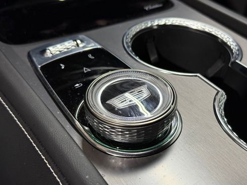 New 2026 Cadillac Vistiq Sport AWD/4WD image 37