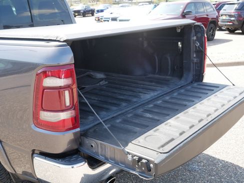 Used 2022 RAM 1500 Laramie AWD/4WD image 18