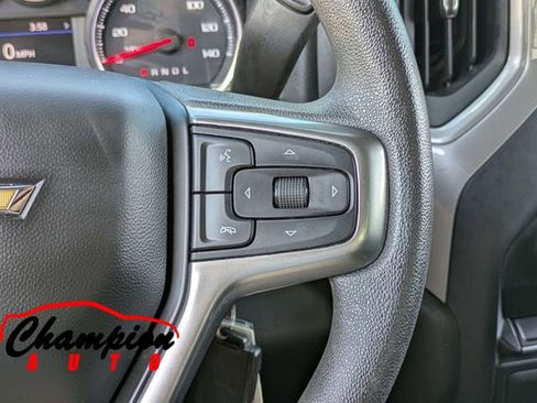 Used 2022 Chevrolet Silverado 1500 Custom w/ Safety Confidence Package image 27