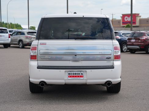 Used 2019 Ford Flex Limited w/ Equipment Group 303A AWD/4WD image 4
