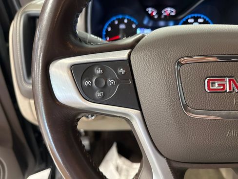 Used 2018 GMC Canyon SLT w/ Driver Alert Package AWD/4WD image 3
