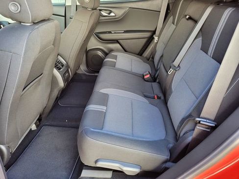 New 2025 Chevrolet Blazer LT image 7