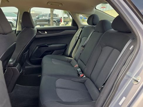 Used 2022 Kia K5 LXS FWD image 17