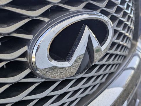Used 2024 INFINITI QX80 Luxe image 37